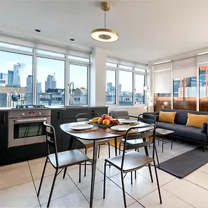 D8 - Hoxton Square Penthouse , London United Kingdom